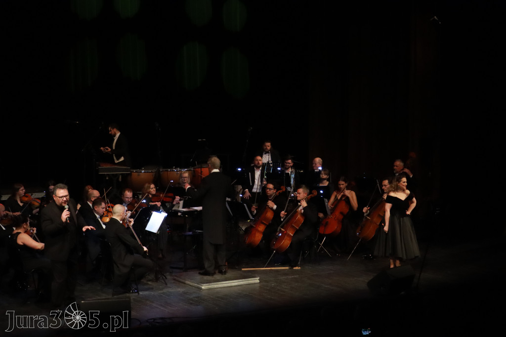 Fotorelacja I: Koncert Jubileuszowy Macieja Niesiołowskiego w MOK Zawiercie