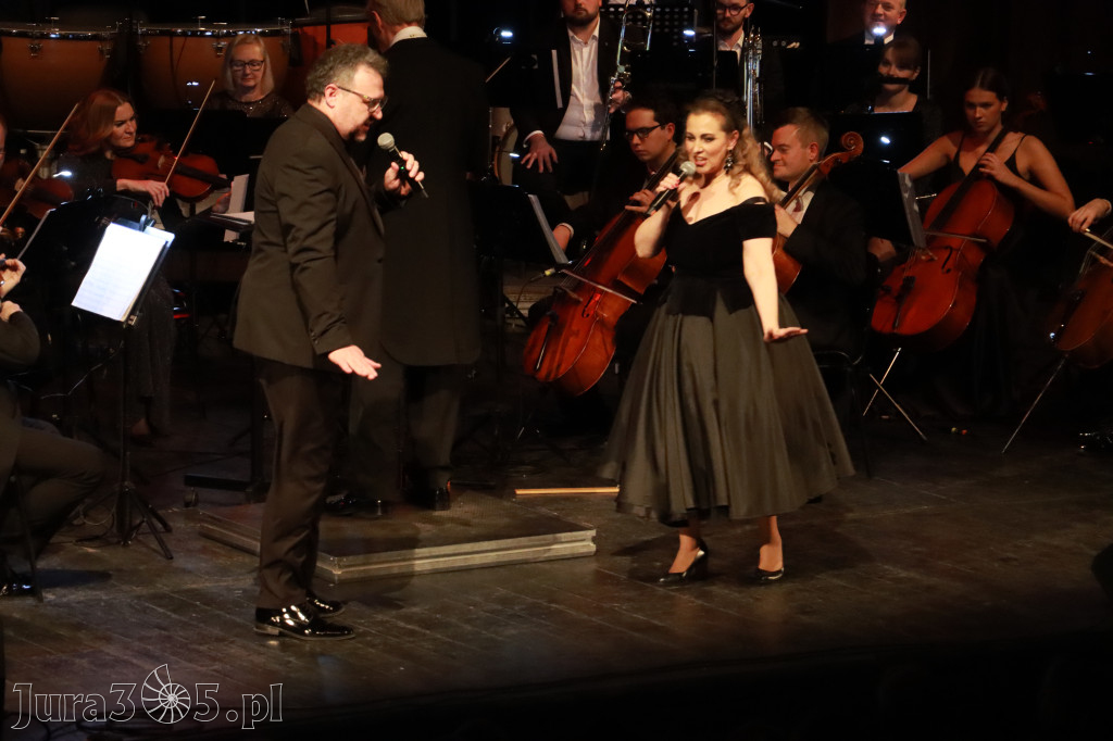 Fotorelacja I: Koncert Jubileuszowy Macieja Niesiołowskiego w MOK Zawiercie