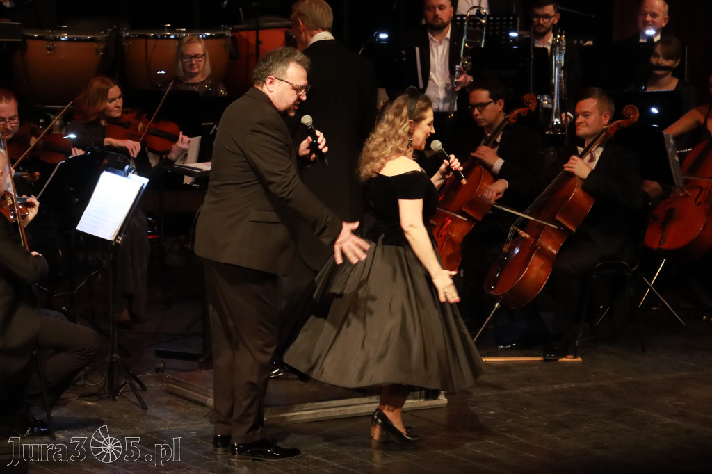 Fotorelacja I: Koncert Jubileuszowy Macieja Niesiołowskiego w MOK Zawiercie