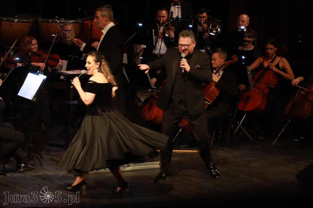 Fotorelacja I: Koncert Jubileuszowy Macieja Niesiołowskiego w MOK Zawiercie