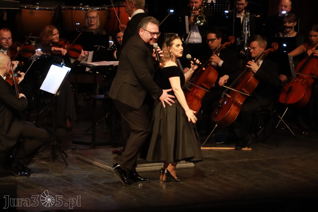 Fotorelacja I: Koncert Jubileuszowy Macieja Niesiołowskiego w MOK Zawiercie