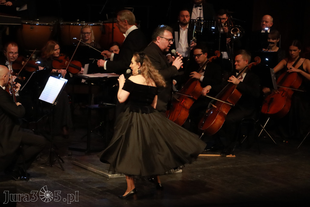 Fotorelacja I: Koncert Jubileuszowy Macieja Niesiołowskiego w MOK Zawiercie