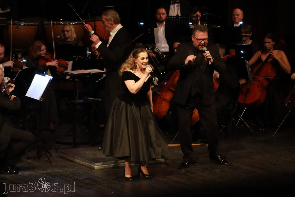 Fotorelacja I: Koncert Jubileuszowy Macieja Niesiołowskiego w MOK Zawiercie