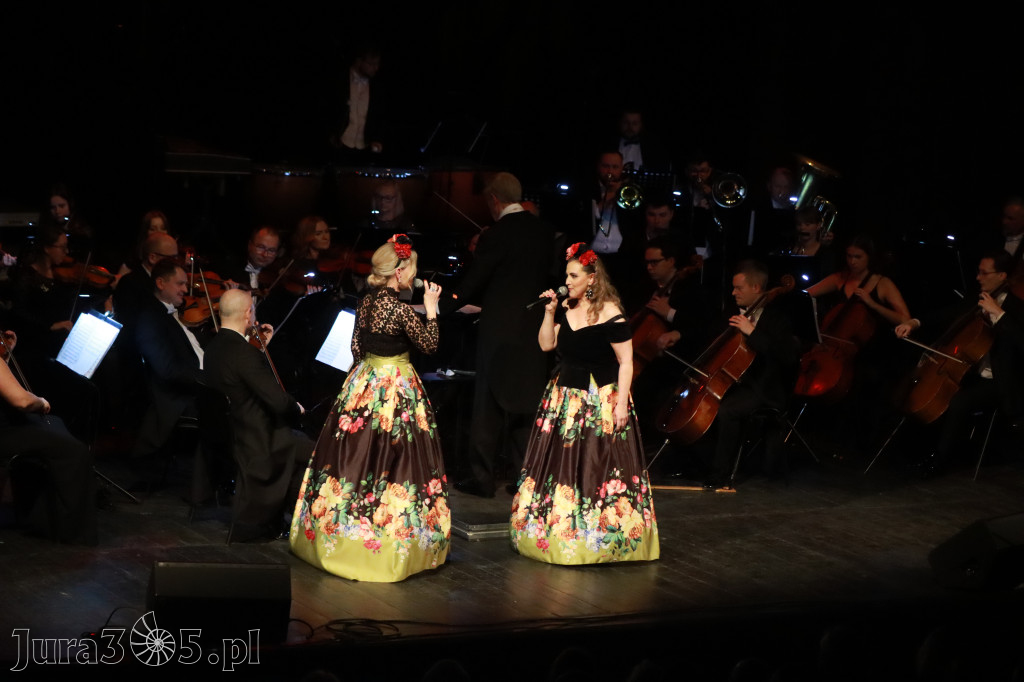 Fotorelacja II: Koncert Jubileuszowy Macieja Niesiołowskiego w MOK Zawiercie