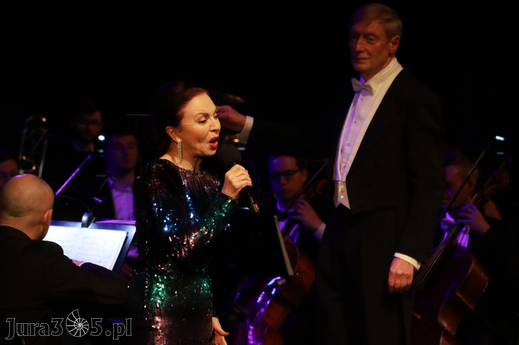 Fotorelacja II: Koncert Jubileuszowy Macieja Niesiołowskiego w MOK Zawiercie