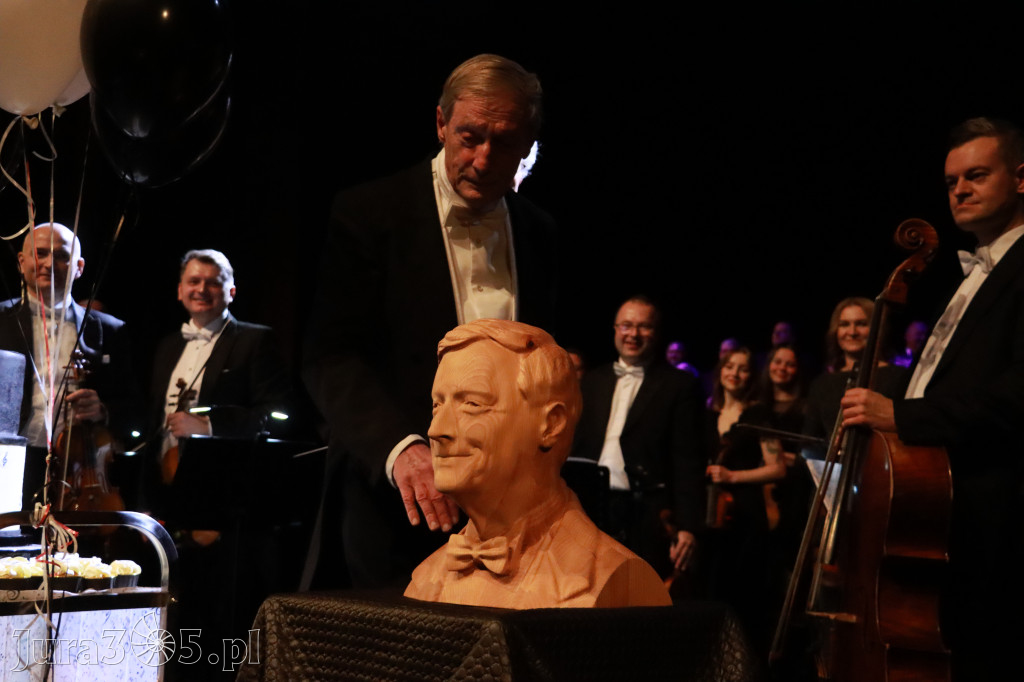 Fotorelacja II: Koncert Jubileuszowy Macieja Niesiołowskiego w MOK Zawiercie