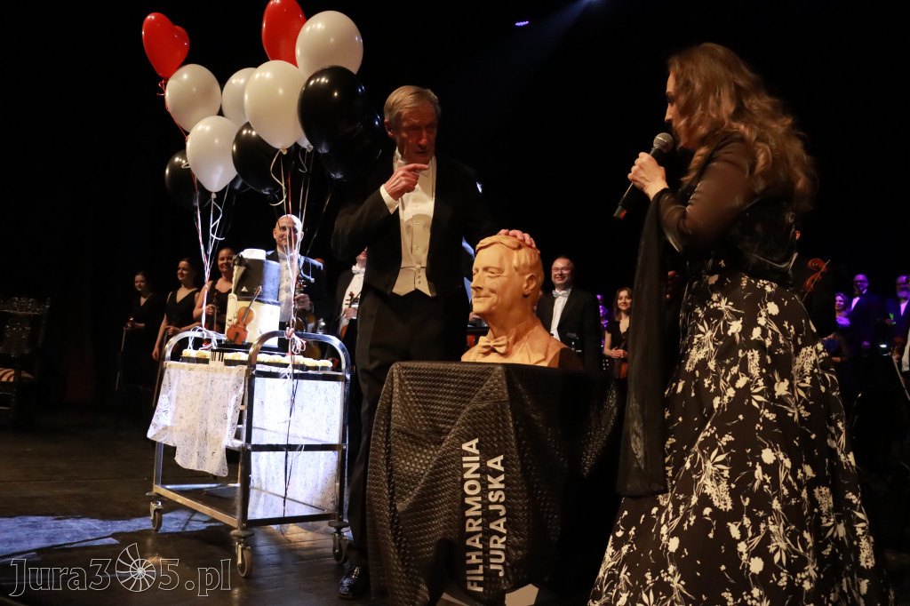 Fotorelacja II: Koncert Jubileuszowy Macieja Niesiołowskiego w MOK Zawiercie