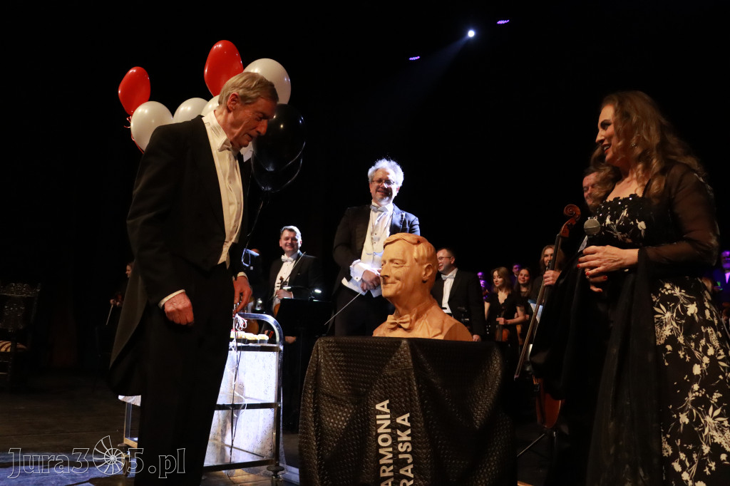 Fotorelacja II: Koncert Jubileuszowy Macieja Niesiołowskiego w MOK Zawiercie