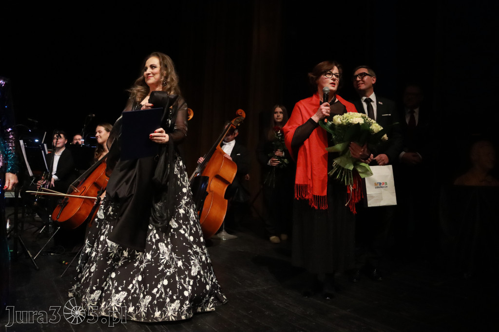 Fotorelacja II: Koncert Jubileuszowy Macieja Niesiołowskiego w MOK Zawiercie