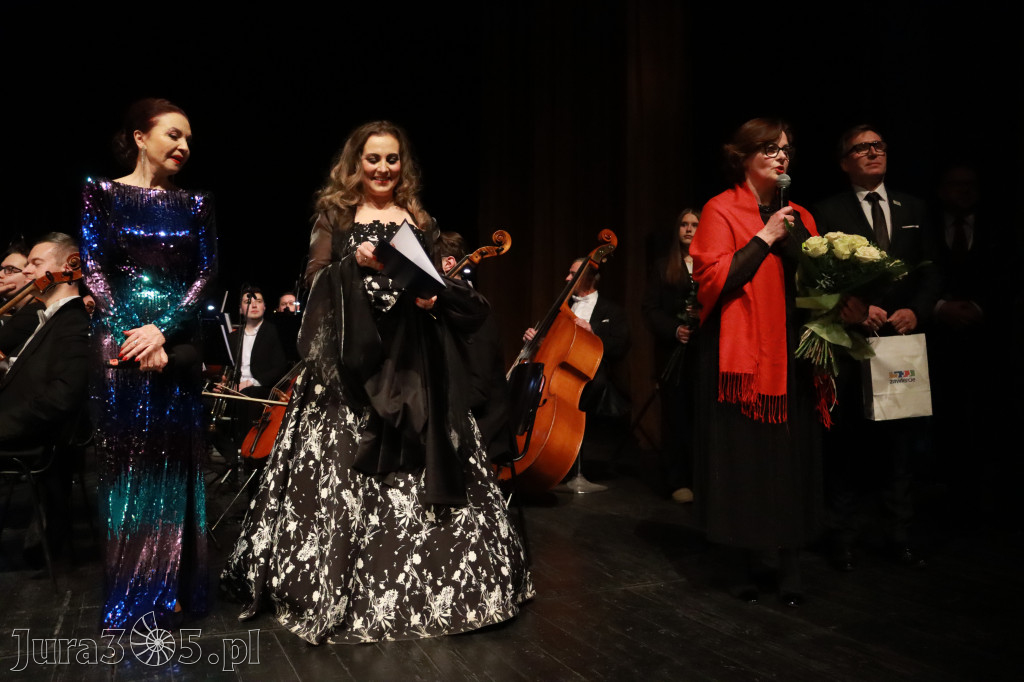 Fotorelacja II: Koncert Jubileuszowy Macieja Niesiołowskiego w MOK Zawiercie