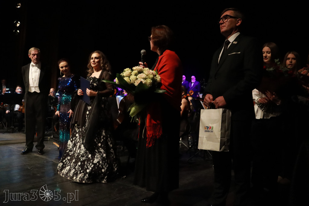 Fotorelacja II: Koncert Jubileuszowy Macieja Niesiołowskiego w MOK Zawiercie