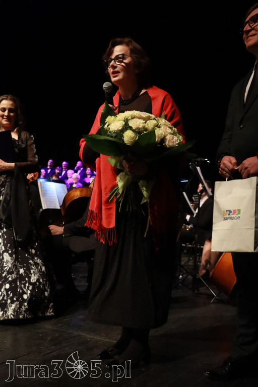 Fotorelacja II: Koncert Jubileuszowy Macieja Niesiołowskiego w MOK Zawiercie