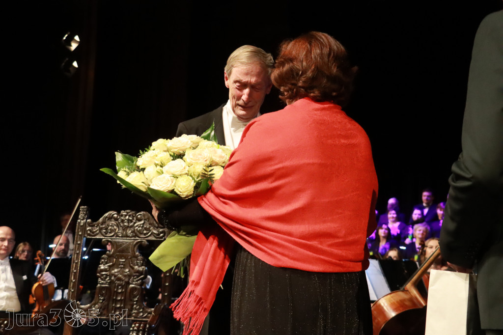 Fotorelacja II: Koncert Jubileuszowy Macieja Niesiołowskiego w MOK Zawiercie