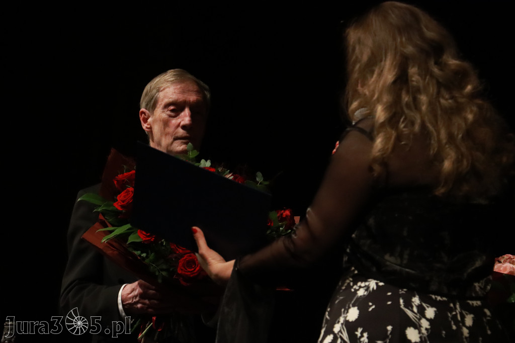 Fotorelacja II: Koncert Jubileuszowy Macieja Niesiołowskiego w MOK Zawiercie