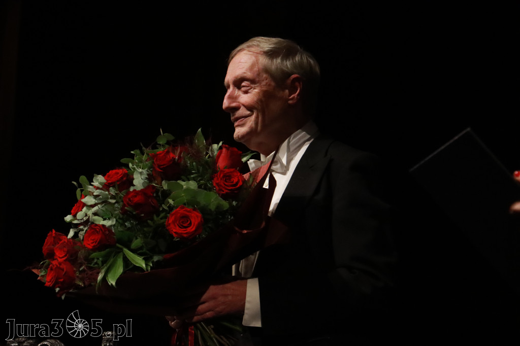 Fotorelacja II: Koncert Jubileuszowy Macieja Niesiołowskiego w MOK Zawiercie