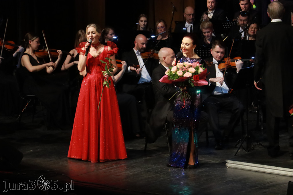 Fotorelacja II: Koncert Jubileuszowy Macieja Niesiołowskiego w MOK Zawiercie