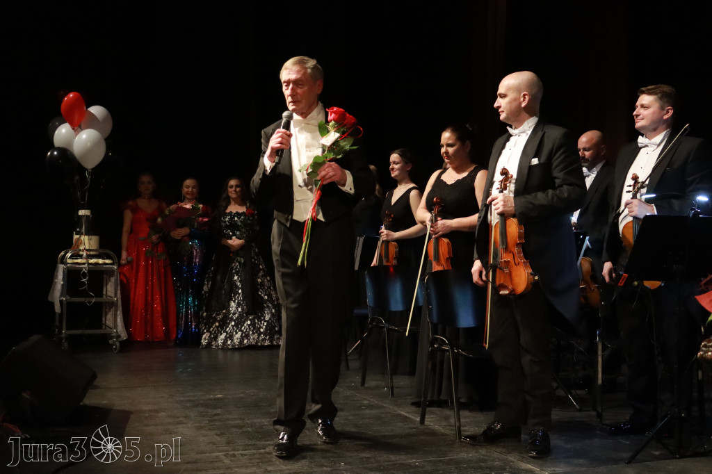 Fotorelacja II: Koncert Jubileuszowy Macieja Niesiołowskiego w MOK Zawiercie