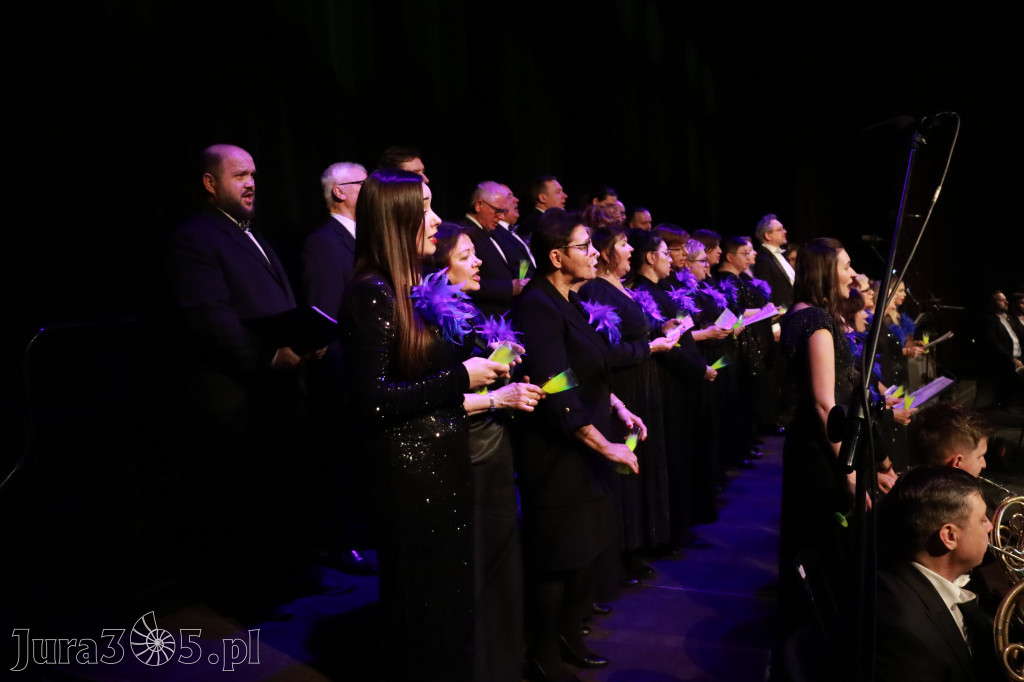 Fotorelacja II: Koncert Jubileuszowy Macieja Niesiołowskiego w MOK Zawiercie