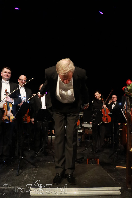 Fotorelacja II: Koncert Jubileuszowy Macieja Niesiołowskiego w MOK Zawiercie