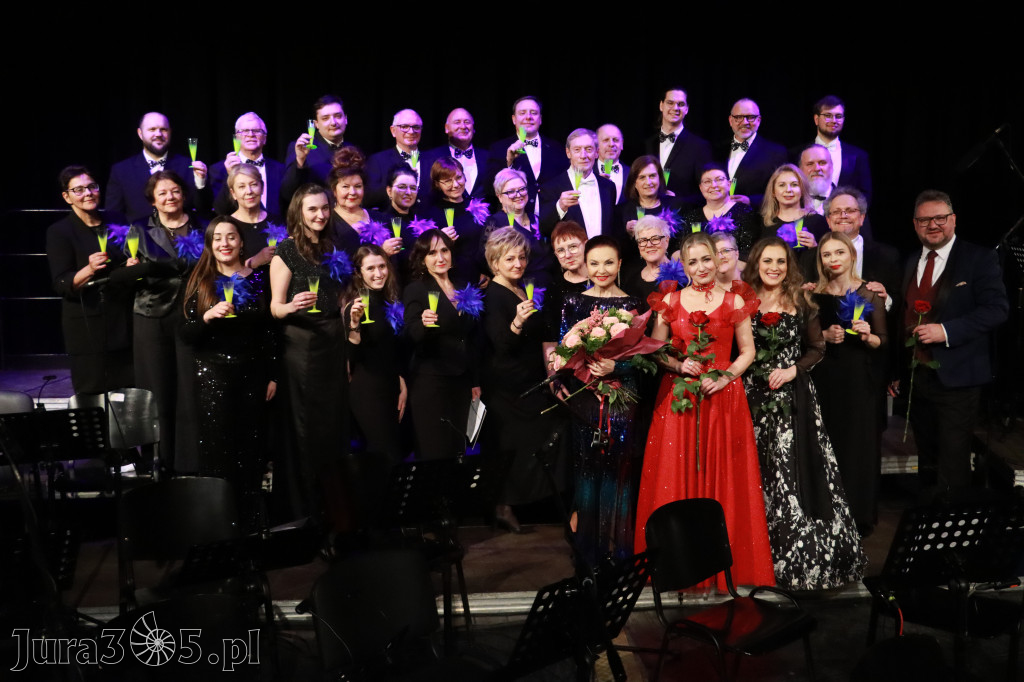 Fotorelacja II: Koncert Jubileuszowy Macieja Niesiołowskiego w MOK Zawiercie