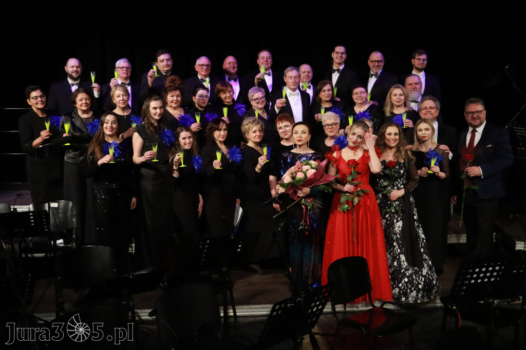 Fotorelacja II: Koncert Jubileuszowy Macieja Niesiołowskiego w MOK Zawiercie