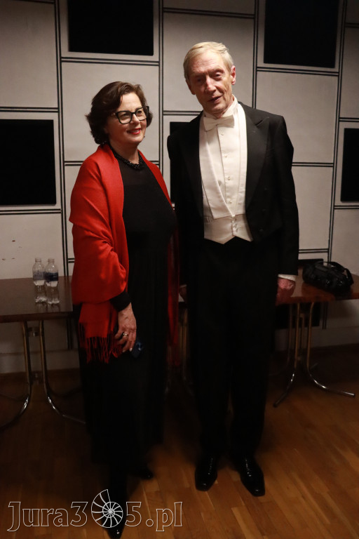 Fotorelacja III: Koncert Jubileuszowy Macieja Niesiołowskiego w MOK Zawiercie