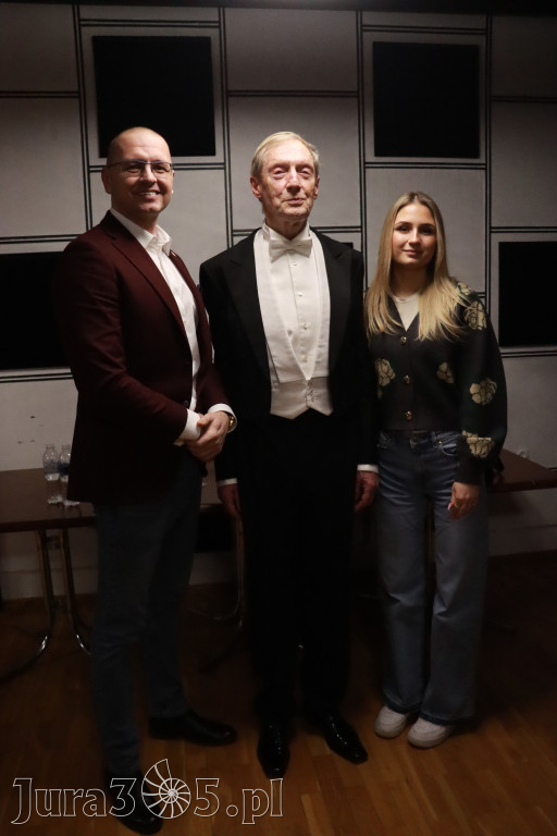 Fotorelacja III: Koncert Jubileuszowy Macieja Niesiołowskiego w MOK Zawiercie