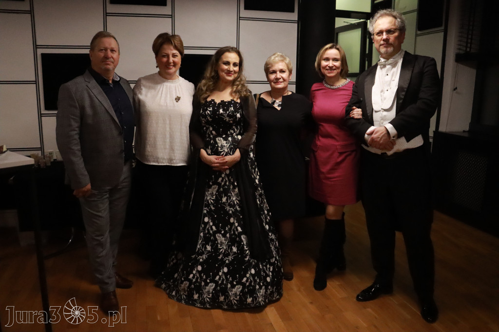 Fotorelacja III: Koncert Jubileuszowy Macieja Niesiołowskiego w MOK Zawiercie