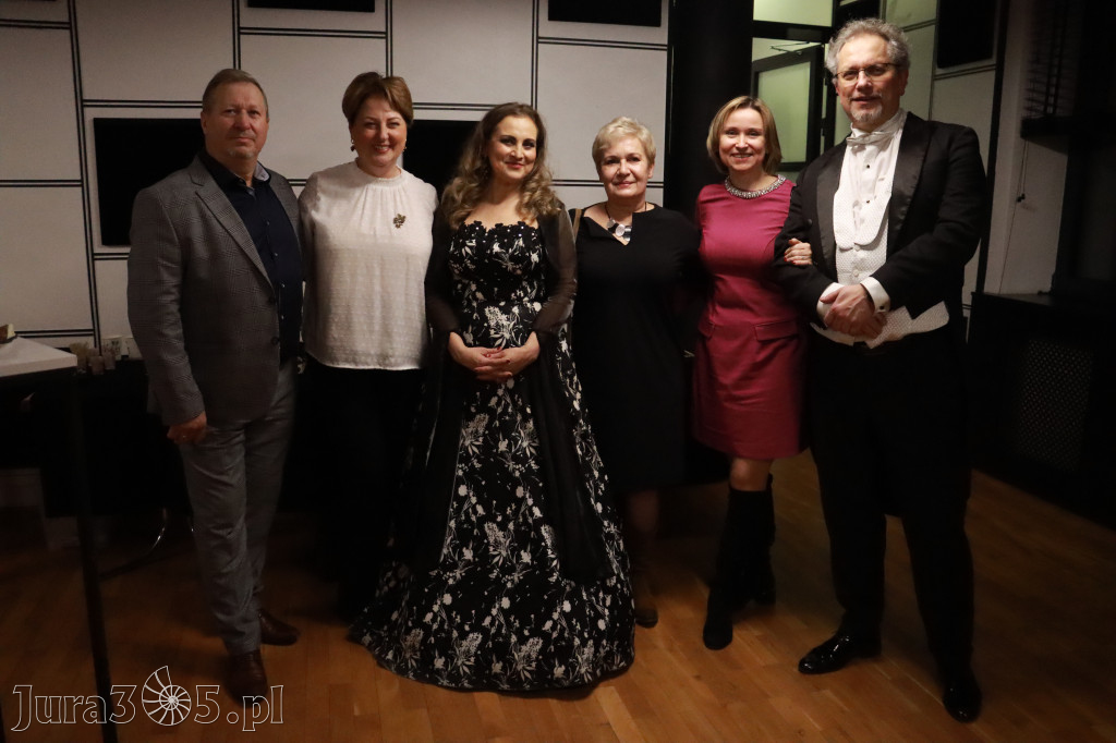 Fotorelacja III: Koncert Jubileuszowy Macieja Niesiołowskiego w MOK Zawiercie