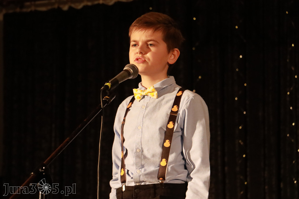 Fotorelacja: Koncert BAJKI NA DZIEŃ BABCI I DZIADKA w Pałacyku nad Wartą w Zawierciu