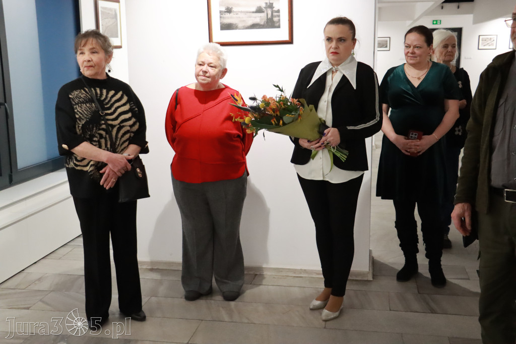 Fotorelacja: Wernisaż wystawy fotografii artystycznej w MOK Zawiercie