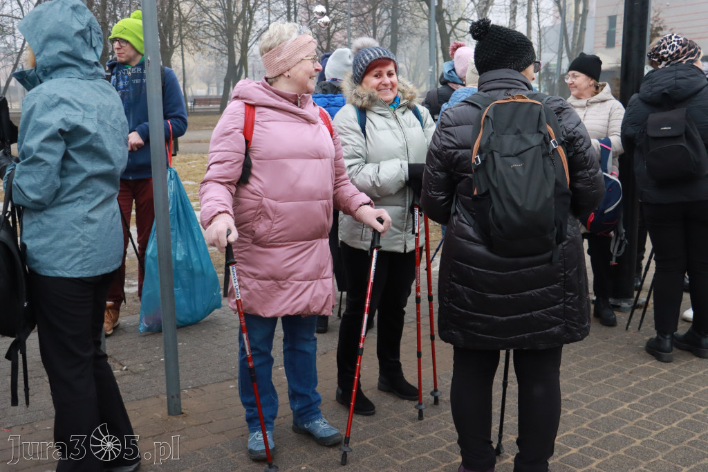 Fotorelacja: Karnawałowy Marsz Nordic Walking w Zawierciu