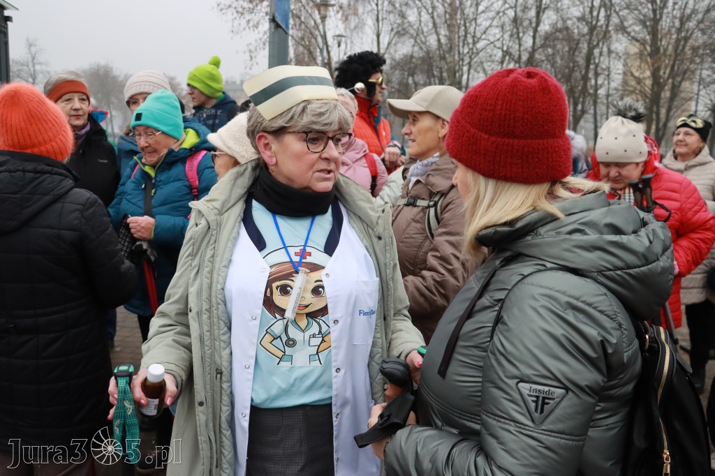 Fotorelacja: Karnawałowy Marsz Nordic Walking w Zawierciu