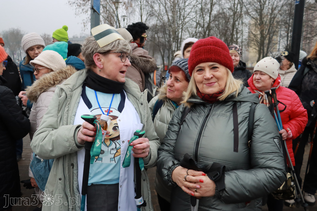 Fotorelacja: Karnawałowy Marsz Nordic Walking w Zawierciu
