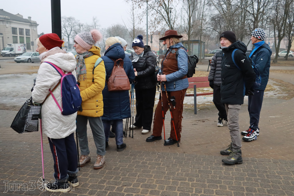Fotorelacja: Karnawałowy Marsz Nordic Walking w Zawierciu