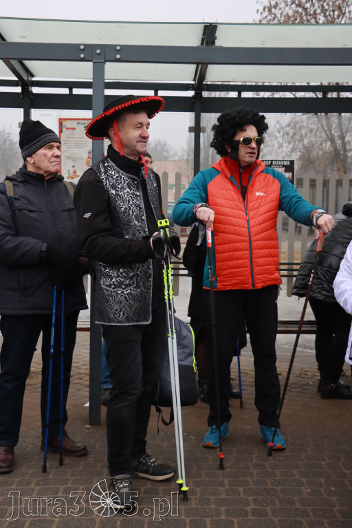 Fotorelacja: Karnawałowy Marsz Nordic Walking w Zawierciu