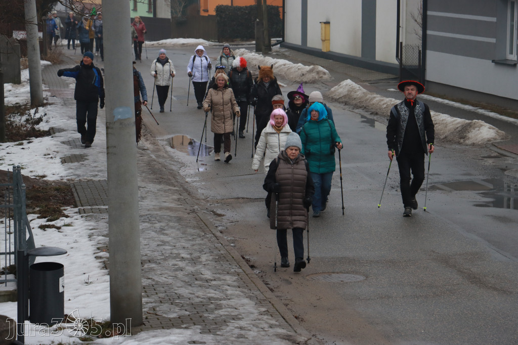 Fotorelacja: Karnawałowy Marsz Nordic Walking w Zawierciu