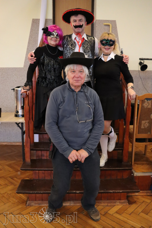 Fotorelacja: Karnawałowy Marsz Nordic Walking w Zawierciu