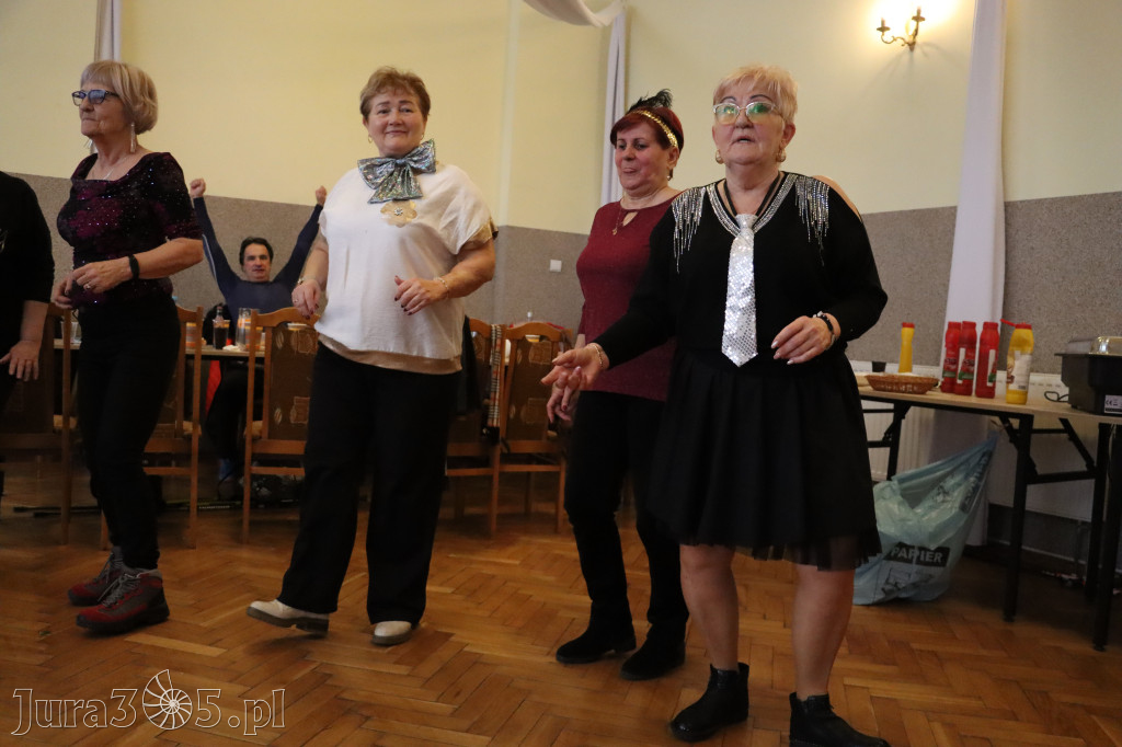 Fotorelacja: Karnawałowy Marsz Nordic Walking w Zawierciu