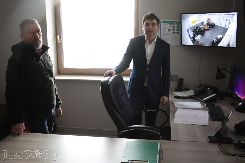 Fotorelacja: Przekazanie sprzętu dla Grupy Jurajskiej GOPR w Podlesicach gmina Kroczyce