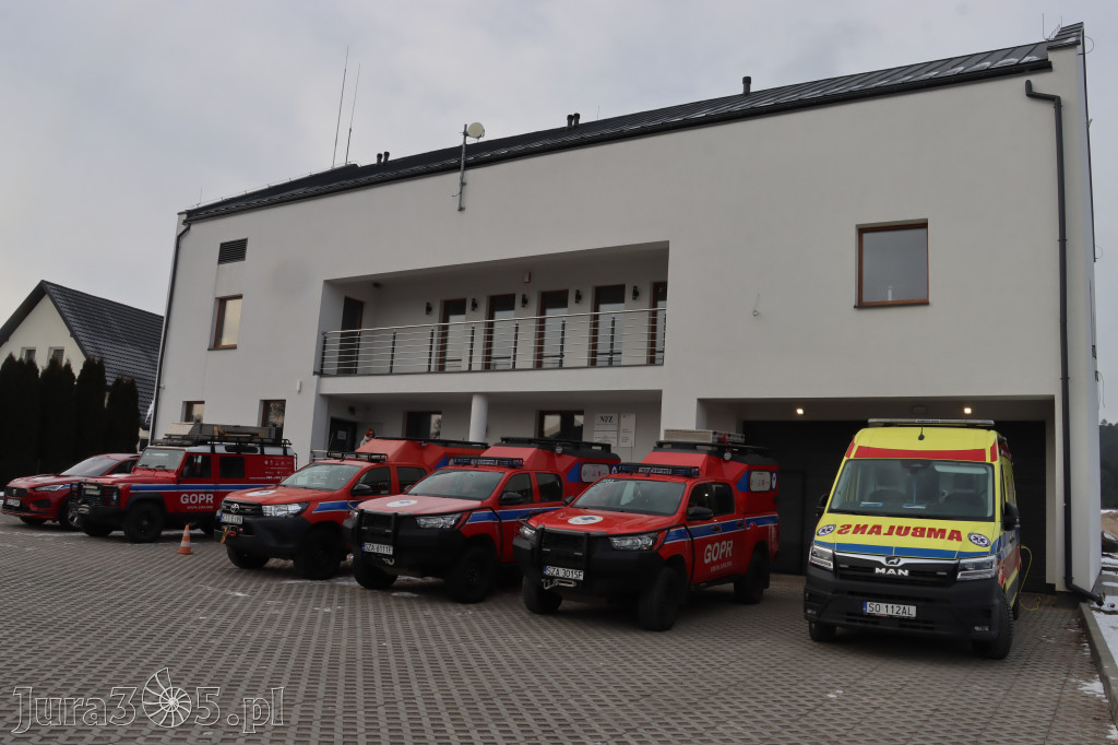 Fotorelacja: Przekazanie sprzętu dla Grupy Jurajskiej GOPR w Podlesicach gmina Kroczyce