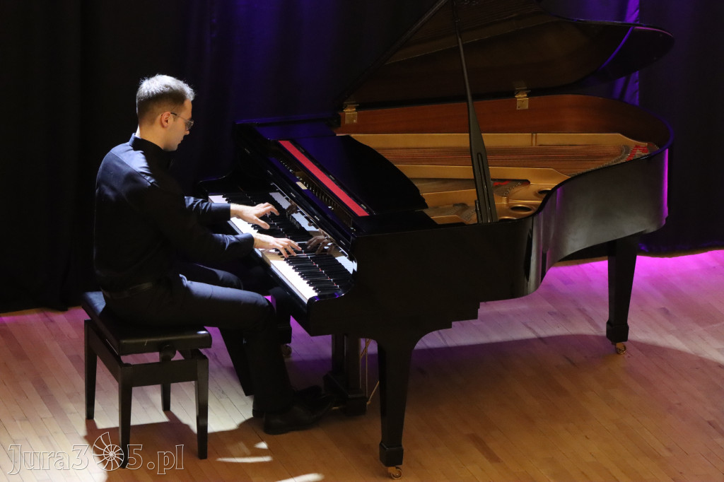 Fotorelacja: Muzyczne Pejzaże z Filharmonią Jurajską w Zawierciu