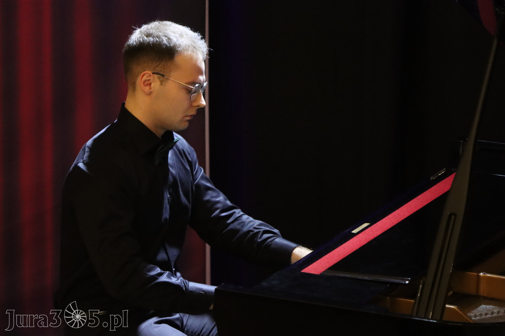Fotorelacja: Muzyczne Pejzaże z Filharmonią Jurajską w Zawierciu