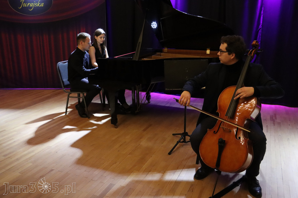 Fotorelacja: Muzyczne Pejzaże z Filharmonią Jurajską w Zawierciu