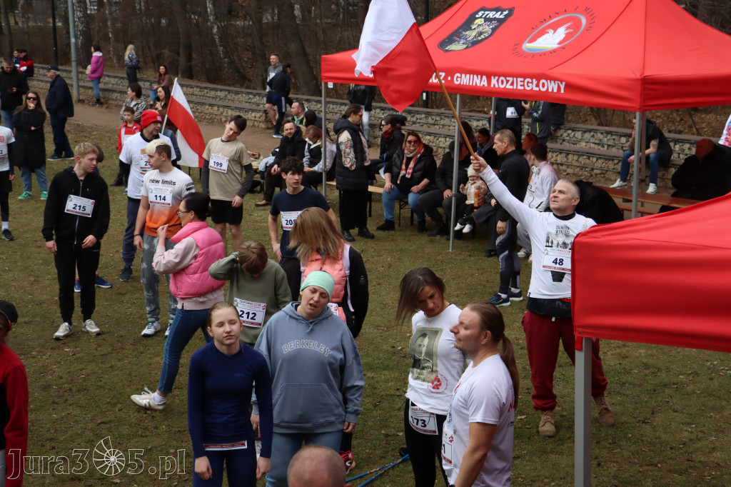Fotorelacja: Tropem Wilczym w Myszkowie - Bieg pamięci Żołnierzy Wyklętych