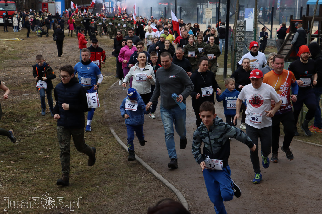 Fotorelacja: Tropem Wilczym w Myszkowie - Bieg pamięci Żołnierzy Wyklętych