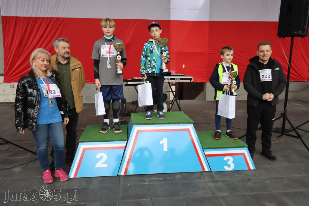 Fotorelacja: Tropem Wilczym w Myszkowie - Bieg pamięci Żołnierzy Wyklętych