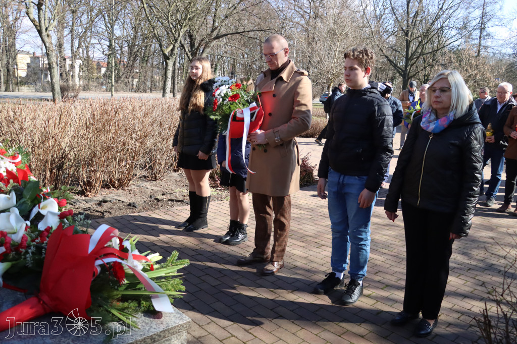 Fotorelacja: Narodowy Dzień Pamięci „Żołnierzy Wyklętych” w Zawierciu