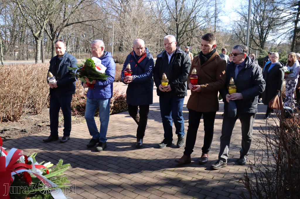 Fotorelacja: Narodowy Dzień Pamięci „Żołnierzy Wyklętych” w Zawierciu