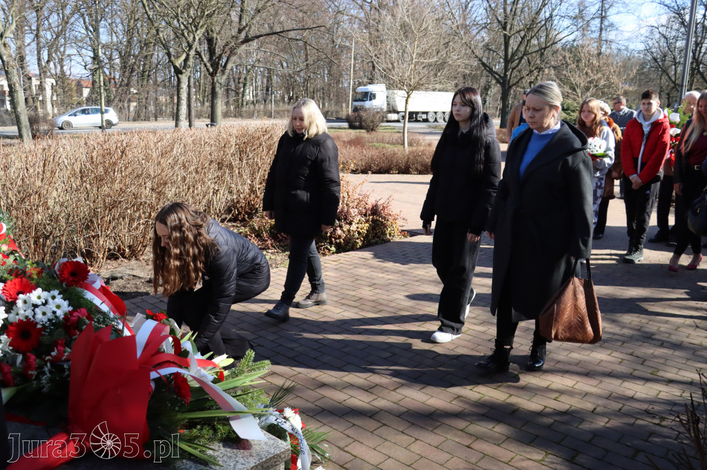 Fotorelacja: Narodowy Dzień Pamięci „Żołnierzy Wyklętych” w Zawierciu
